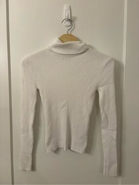 Abercrombie & Fitch White Ribbed Turtleneck Long Sleeve Top